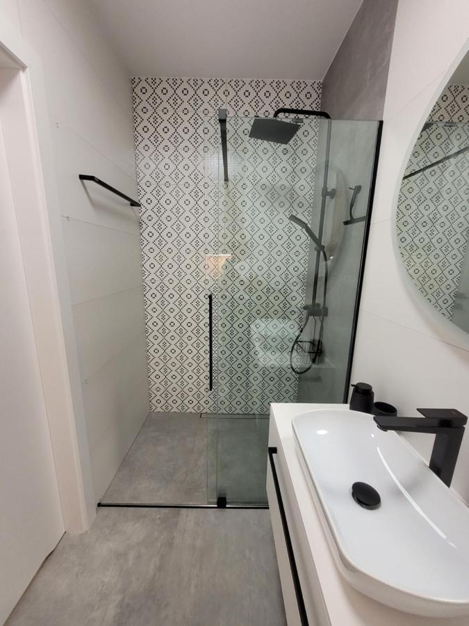 Baltic Marina Residence 19 Z Parkingiem, Jacuzzi, Sauna I Silownia Kołobrzeg Exterior foto